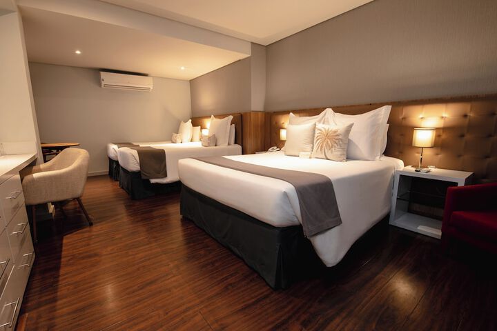 Room 26 of 149