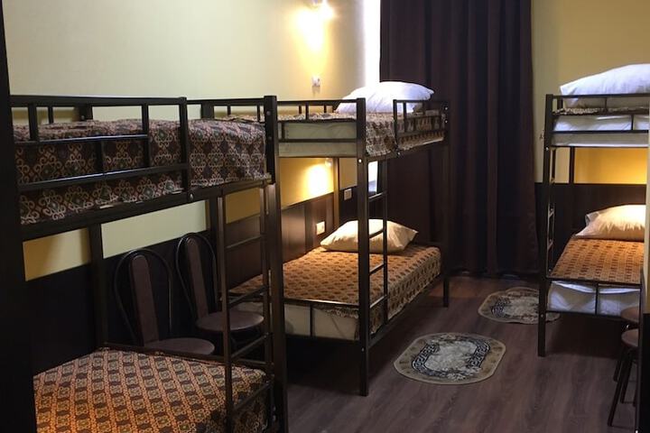 Room 30 of 99