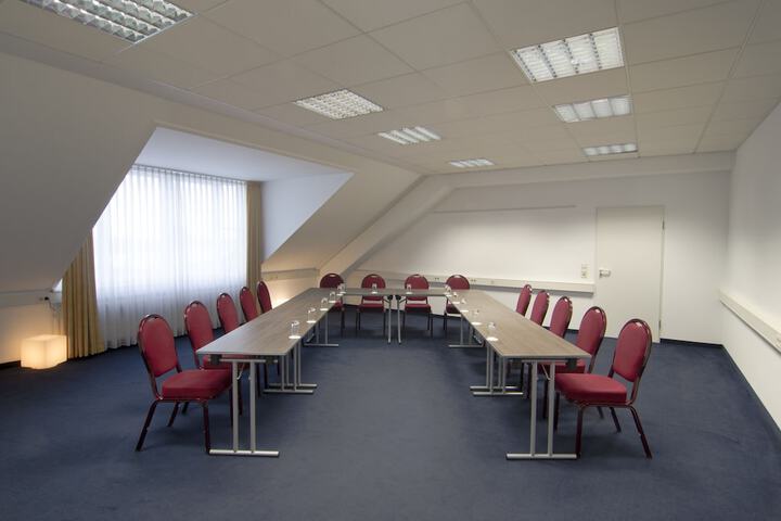 Meeting 117 of 193