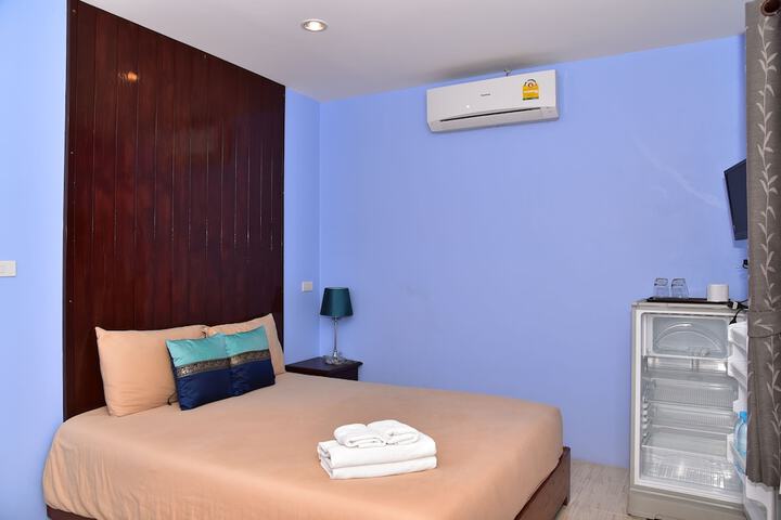Room 10 of 39