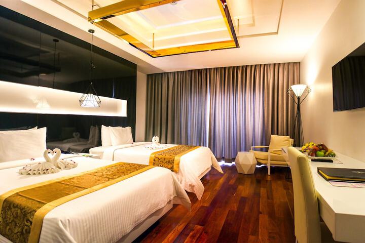 Room 5 of 46