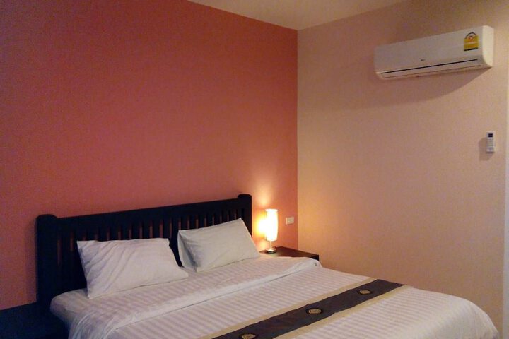Room 8 of 45