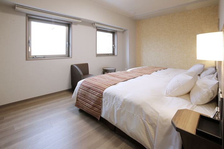 Room 15 of 72