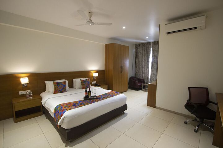 Room 3 of 23