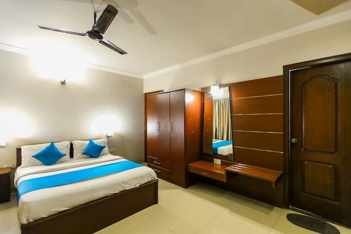 Room 18 of 21