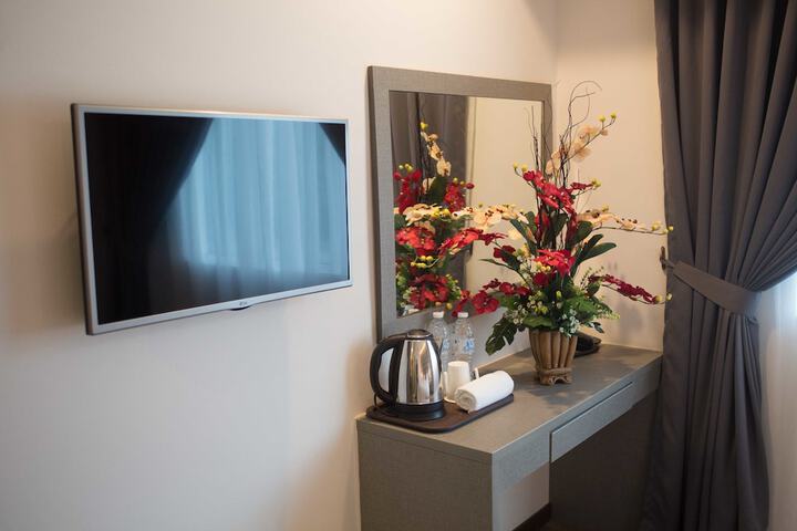 Room 17 of 25