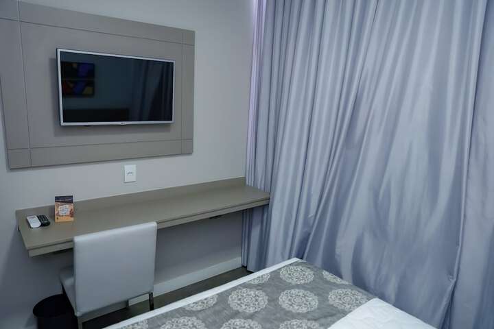 Room 35 of 100