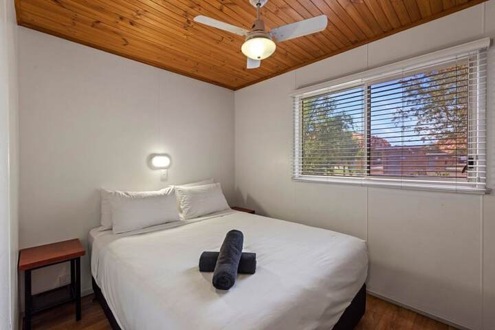 Room 10 of 84
