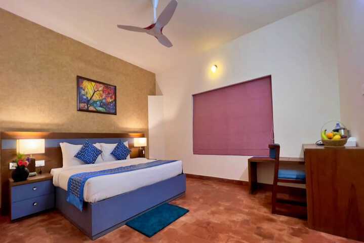 Room 5 of 34