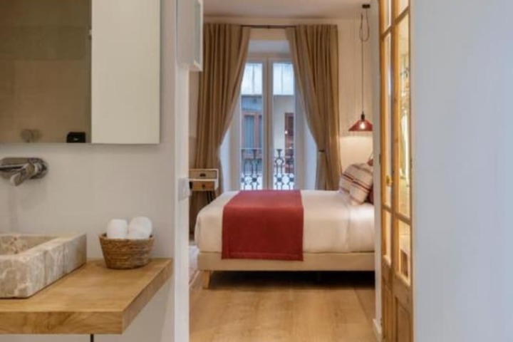 Room 15 of 29