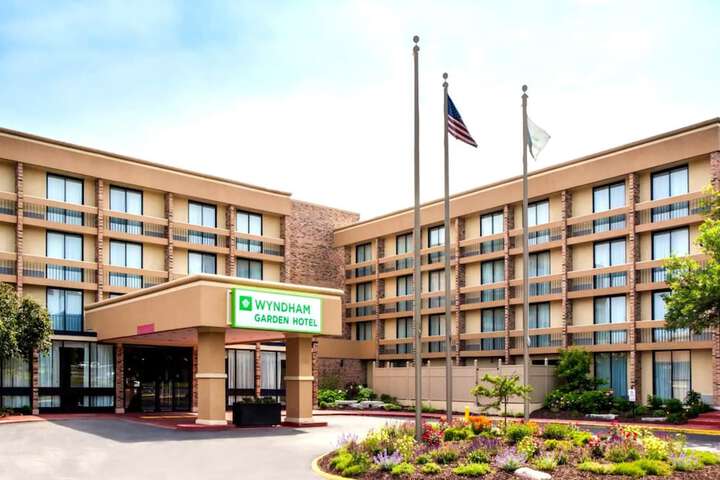 Photo of Baymont by Wyndham Schaumburg Chicago Northwest