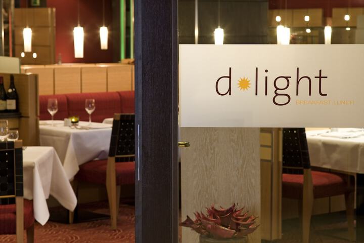 Dining 51 of 99
