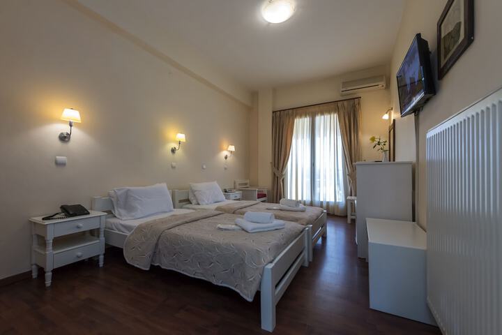 Room 7 of 57