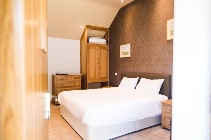 Room 8 of 31