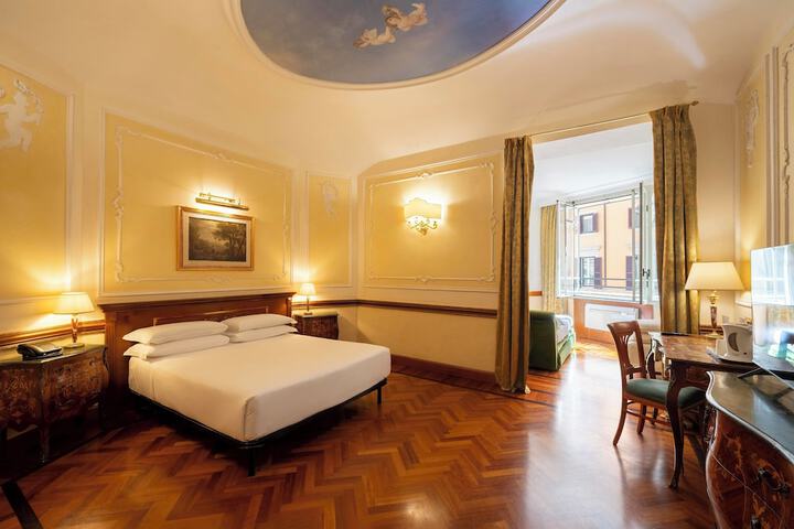 Room 47 of 103