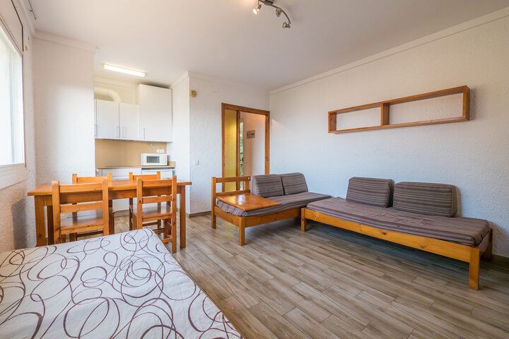 Room 13 of 39