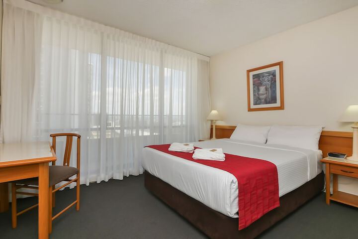 Room 6 of 34