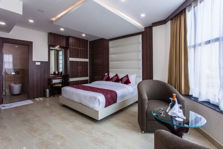 Room 26 of 37