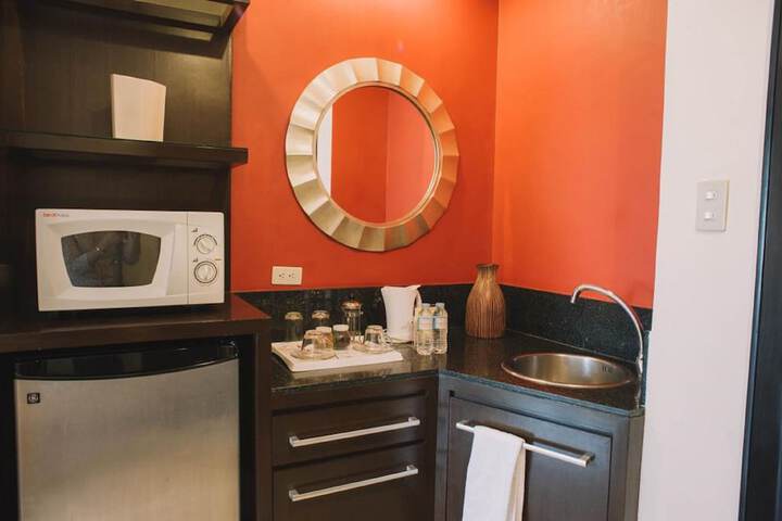 Private kitchenette