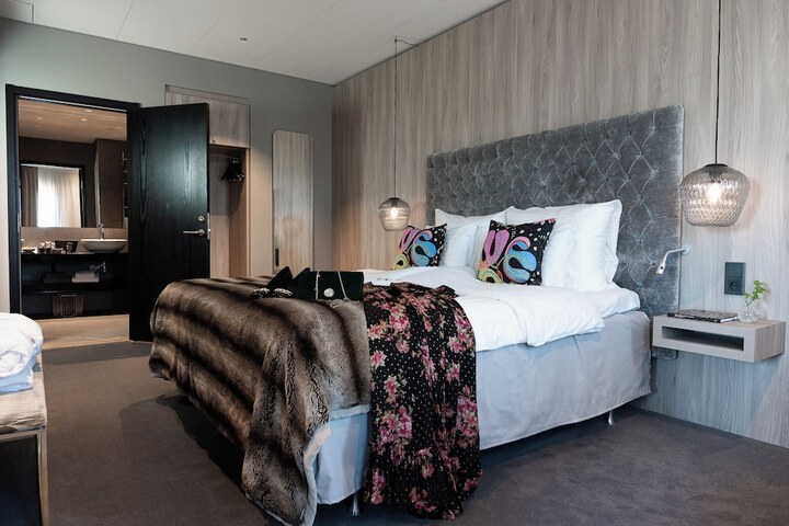 Room 20 of 86