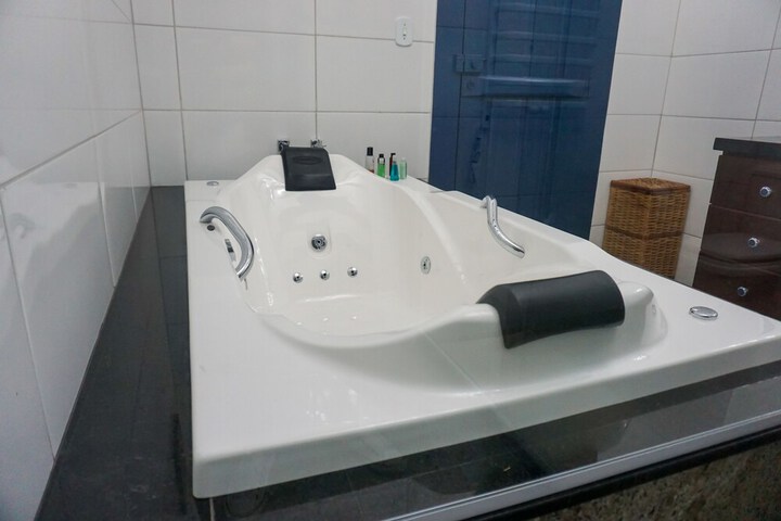 Hot Tub 65 of 81