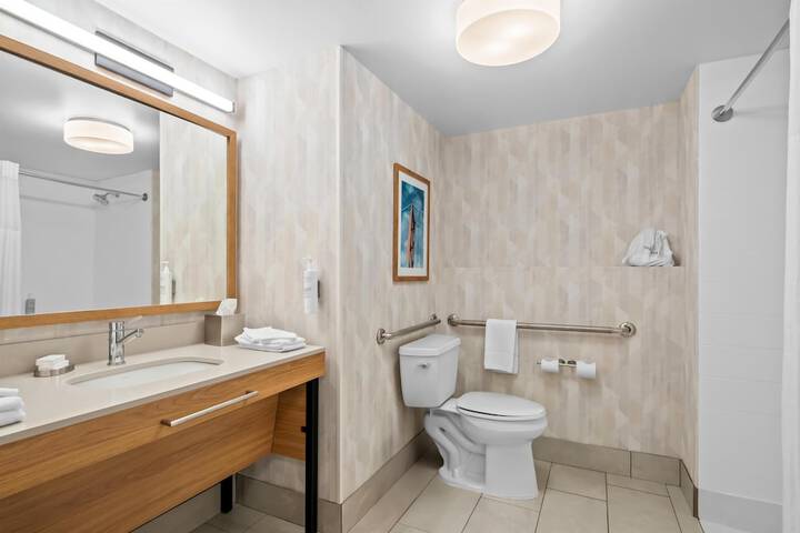 Bathroom shower