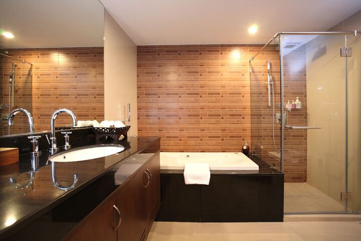 Room 44 of 125