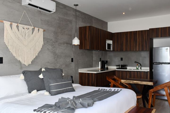 Room 18 of 35