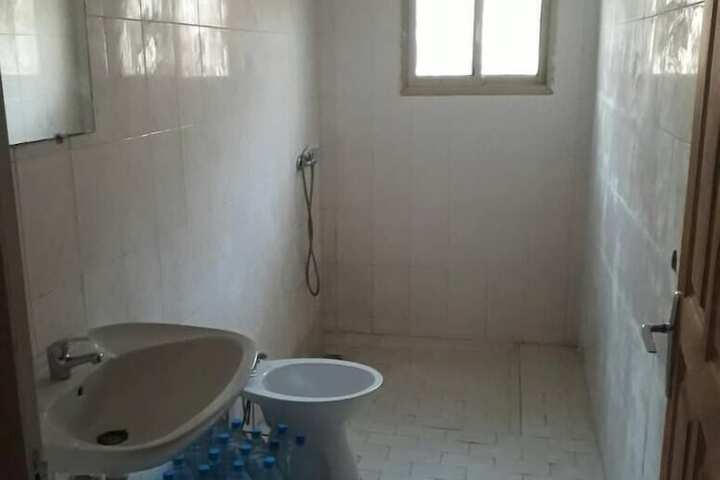 Room 16 of 18