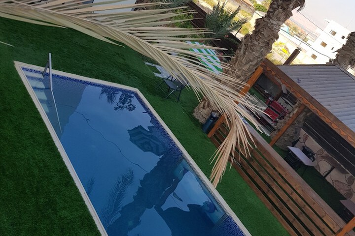 Pool 37 of 87