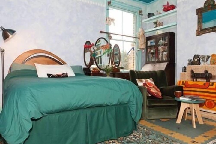 Room 3 of 17
