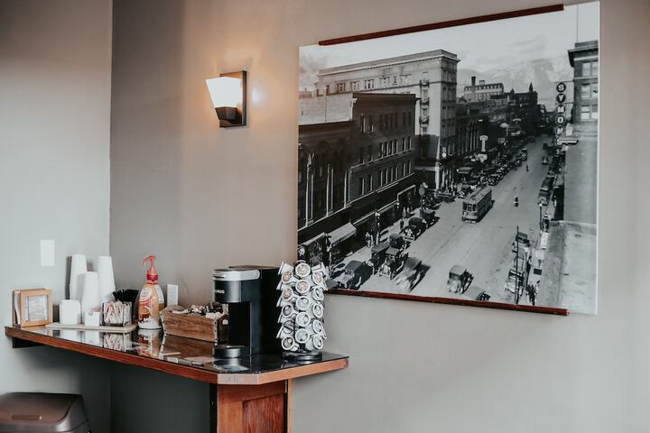 Breakfast/Coffee Service 78 of 92