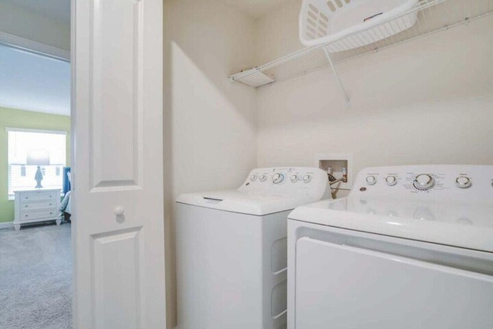 Laundry 20 of 24