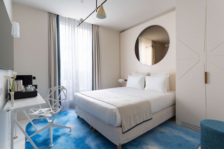 Room 40 of 133