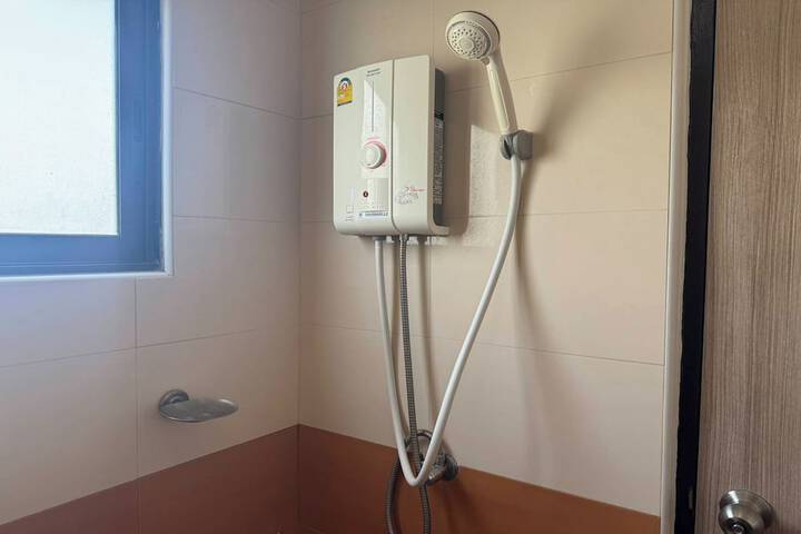 Room 26 of 47