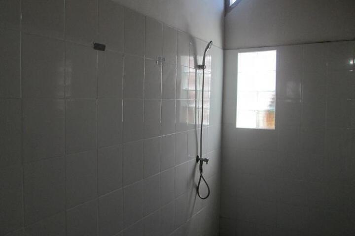 Room 3 of 6