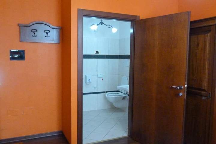 Room 13 of 13