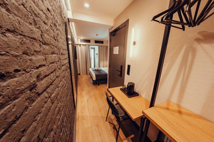 Room 48 of 110