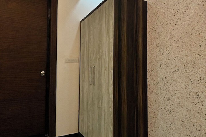 Room 3 of 7