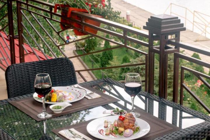 General 40 of 44