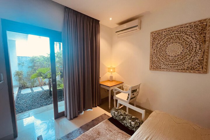 Room 25 of 61