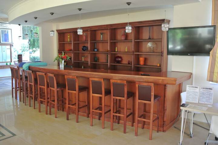 Lounge 59 of 78