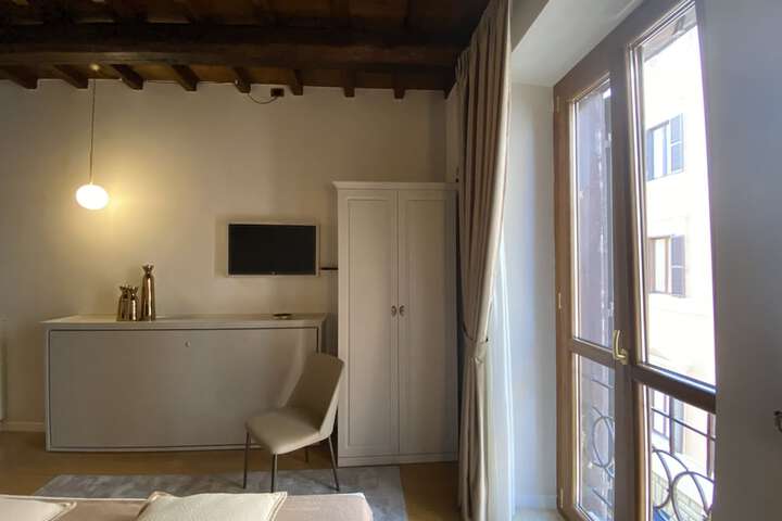 Room 7 of 50