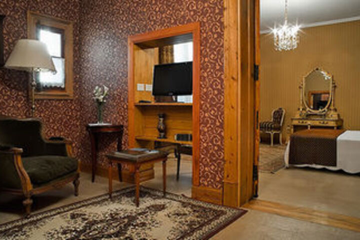 Room 58 of 90