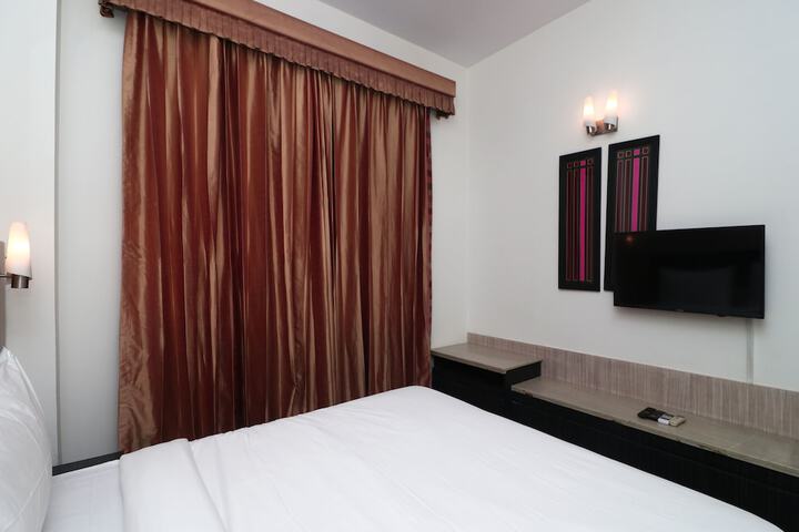 Room 14 of 22