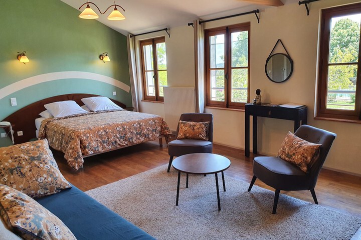 Room 73 of 181