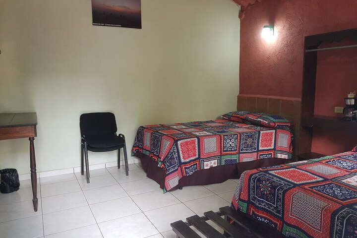 Room 16 of 48