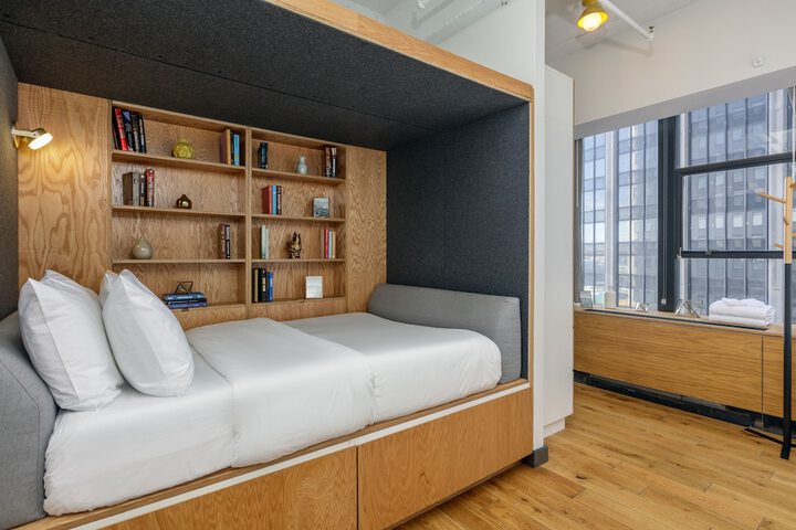 Room 27 of 155