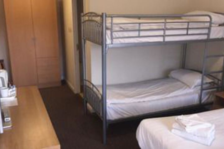 Room 19 of 28