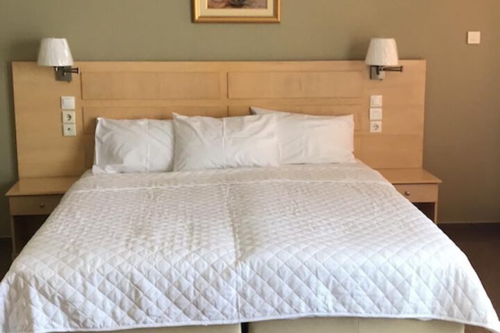 Room 8 of 31